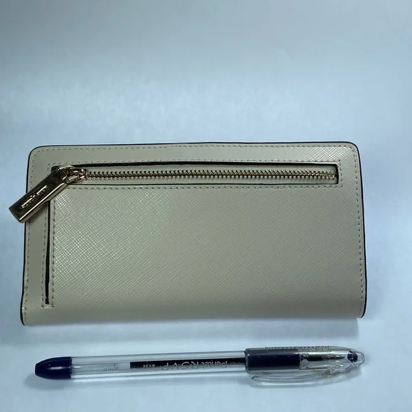 Kate Spade  Staci Large Slim Bifold Wallet In White - Picture 2 of 11